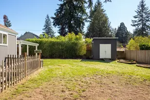15919 19th Ave SW, Burien, WA 98166 - Photo 25