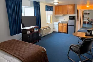 1120 N 91st St, Seattle, WA 98103 - Photo 13