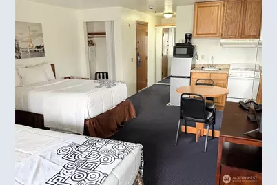 1120 N 91st Street, Seattle, WA 98103 - Photo 11