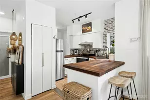 12012 NE 204th Pl, Bothell, WA 98011 - Photo 11