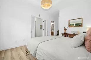 12012 NE 204th Pl, Bothell, WA 98011 - Photo 17