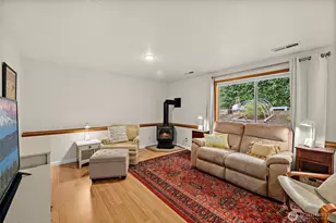 952 Marwood Dr NE, Bremerton, WA 98311 - Photo 17