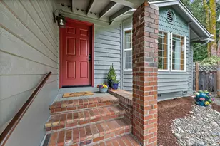 952 Marwood Dr NE, Bremerton, WA 98311 - Photo 3