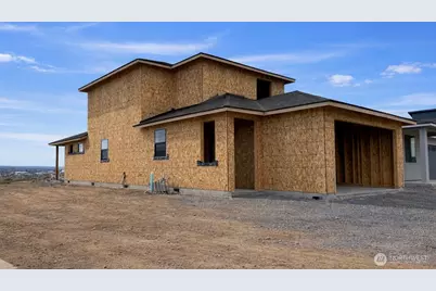 911 9th Avenue NE, Ephrata, WA 98823 - Photo 1