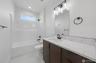 739 N Muscovy St, Moses Lake, WA 98837 - Photo 9