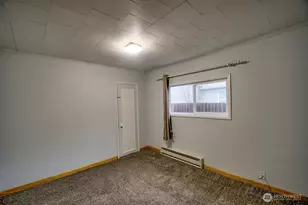 118 N Buckner St, Centralia, WA 98531 - Photo 13