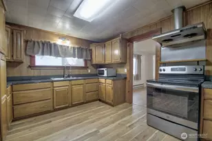 118 N Buckner St, Centralia, WA 98531 - Photo 7