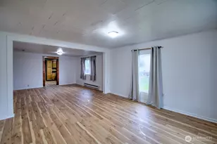 118 N Buckner St, Centralia, WA 98531 - Photo 3