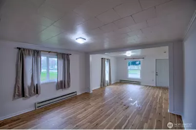 118 N Buckner Street, Centralia, WA 98531 - Photo 5