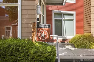 180 Harbor Square Loop NE, Bainbridge Island, WA 98110 - Photo 23