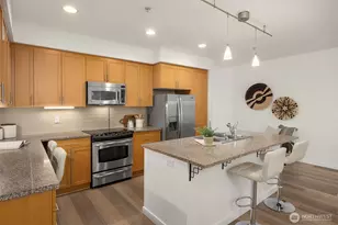 180 Harbor Square Loop NE, Bainbridge Island, WA 98110 - Photo 13