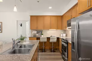 180 Harbor Square Loop NE, Bainbridge Island, WA 98110 - Photo 11