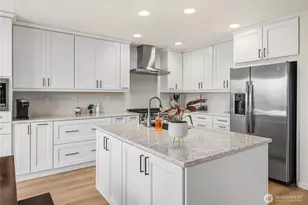 17006 107th St Ct E, Bonney Lake, WA 98391 - Photo 11