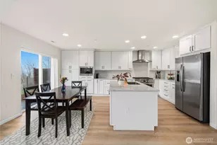 17006 107th St Ct E, Bonney Lake, WA 98391 - Photo 9