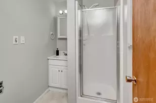 3065 124th Ave NE, Bellevue, WA 98005 - Photo 15