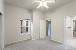 1504 Aurora Ave N, Seattle, WA 98109 - Photo 9