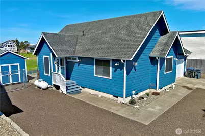 559 Puffin Avenue NE, Ocean Shores, WA 98569 - Photo 37