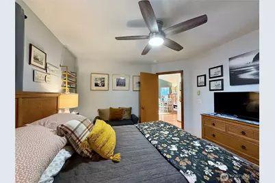 559 Puffin Avenue NE, Ocean Shores, WA 98569 - Photo 19