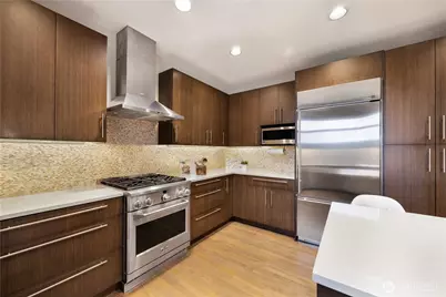 9968 184th Avenue NE, Redmond, WA 98052 - Photo 13