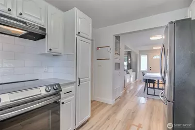 119 M Street SE, Auburn, WA 98002 - Photo 9