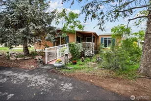 284 NE 18 8 Rd, Soap Lake, WA 98851 - Photo 1