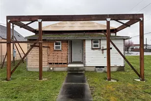 490 W Spruce St, Sequim, WA 98382 - Photo 13