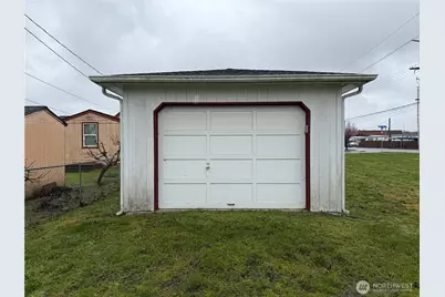 490 W Spruce Street, Sequim, WA 98382 - Photo 15