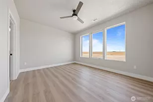 4308 W Surf Scoter St, Moses Lake, WA 98837 - Photo 5