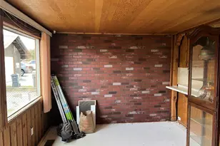 508 E 1st St, Cle Elum, WA 98922 - Photo 9