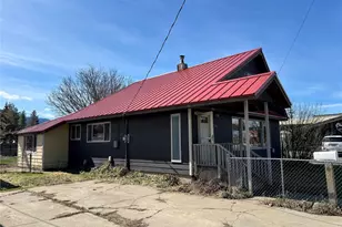 508 E 1st St, Cle Elum, WA 98922 - Photo 1