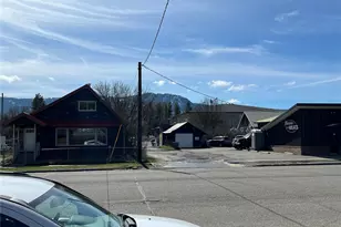 508 E 1st St, Cle Elum, WA 98922 - Photo 29