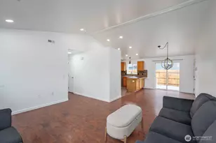 1401 S Hamilton Rd, Moses Lake, WA 98837 - Photo 9