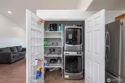 1401 S Hamilton Road, Moses Lake, WA 98837 - Photo 15