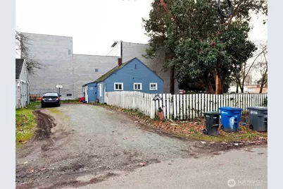 13502 Ambaum Boulevard SW, Burien, WA 98146 - Photo 13