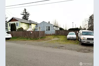 13502 Ambaum Boulevard SW, Burien, WA 98146 - Photo 11