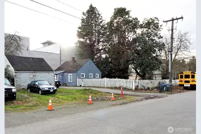 13502 Ambaum Boulevard SW, Burien, WA 98146 - Photo 9