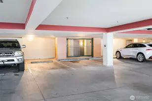 17 W Mercer St, Seattle, WA 98119 - Photo 7