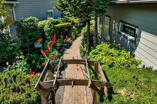 12521 237th Way NE, Redmond, WA 98053 - Photo 33