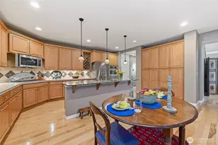 12521 237th Way NE, Redmond, WA 98053 - Photo 11