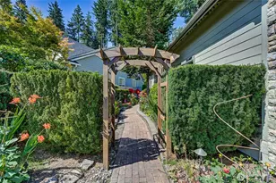 12521 237th Way NE, Redmond, WA 98053 - Photo 31