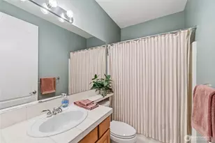 12521 237th Way NE, Redmond, WA 98053 - Photo 17