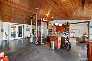 1822 Seacrest Dr, Lummi Island, WA 98262 - Photo 5