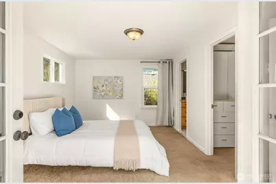 13703 Palatine Avenue N, Seattle, WA 98133 - Photo 25