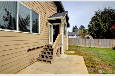 1709 Hillcrest Loop, Mount Vernon, WA 98274 - Photo 23
