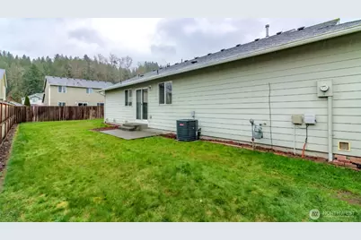 1306 Hansberry Avenue NE, Orting, WA 98360 - Photo 17