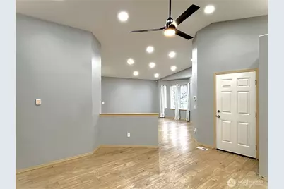 1306 Hansberry Avenue NE, Orting, WA 98360 - Photo 9