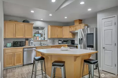 2456 Gillette Drive SE, Port Orchard, WA 98366 - Photo 9