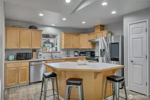 2456 Gillette Dr SE, Port Orchard, WA 98366 - Photo 9