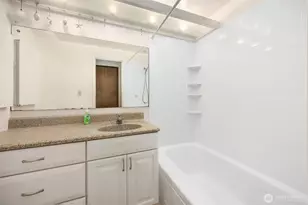 1071 158th Pl SE, Bellevue, WA 98008 - Photo 17