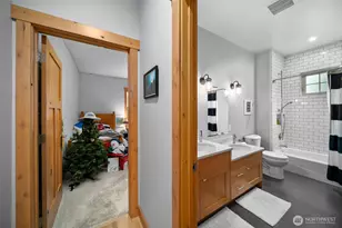 2535 Tuscany Ln, Malaga, WA 98828 - Photo 25